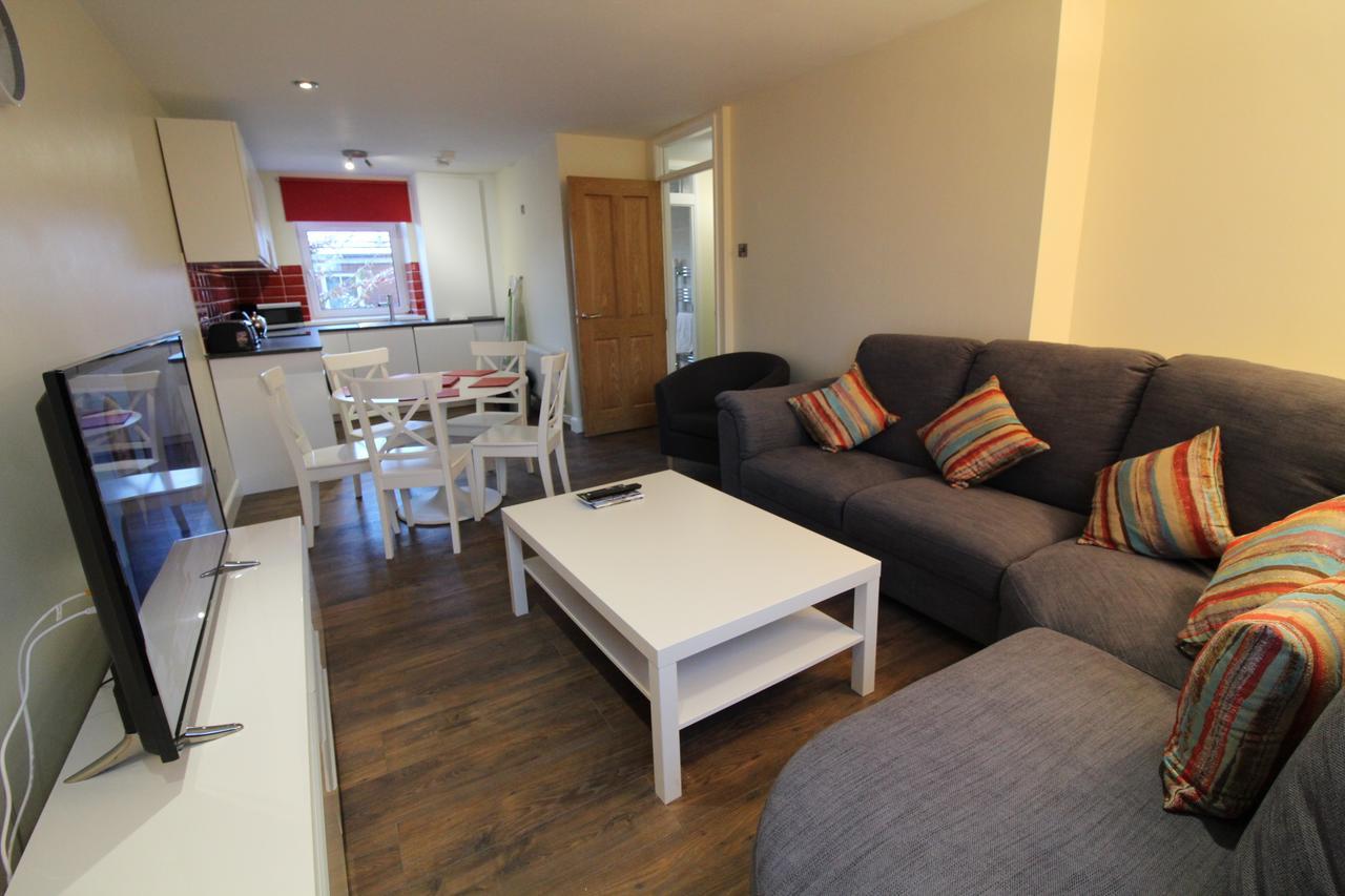Townlets Serviced Accommodation Salisbury Белфаст Экстерьер фото